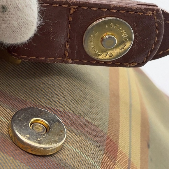 Authentic Burberry Nova Check
Leather Nylon Brown Khaki
Backpack - Picture 11 of 16